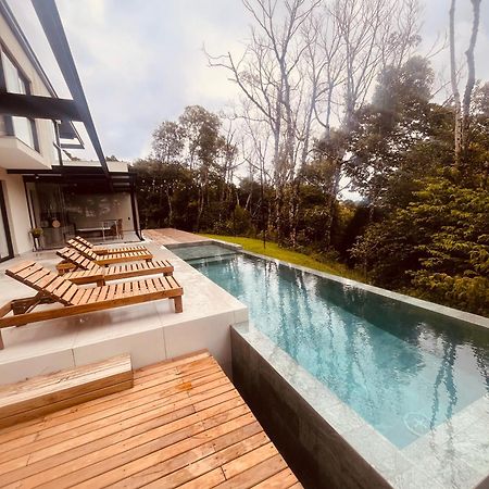 Paraiso Em Rancho Queimado Com Piscina Aquecida Exteriör bild
